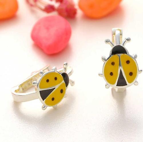 Gümüş Uğur Böceği Çocuk Küpesi  SL6131