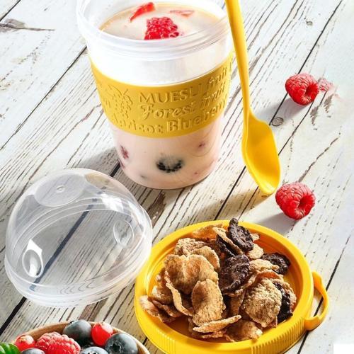 Take'n Go Kapaklı Kaşıklı Pratik Taşınabilir Meyveli Yoğurt Kabı  GO50608722300