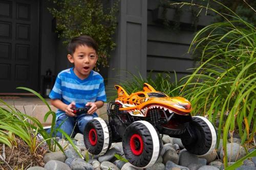 Monster Trucks Uzaktan Kumandalı Araba Tiger Shark HGV87, Durdurulamaz Tiger Shark