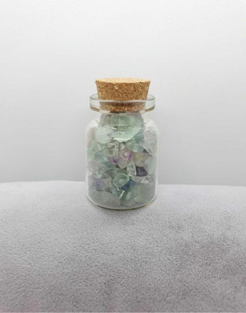Sertifikalı Tüp Şişelerde Kırık Doğal Taşlar (FLORİT TAŞI DELİKLİ) 4 X 2cm Büyük Boy