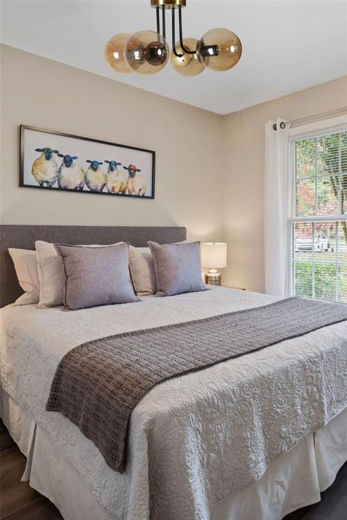 Pablo 4 Lü Eskitme Bal Camlı Avize