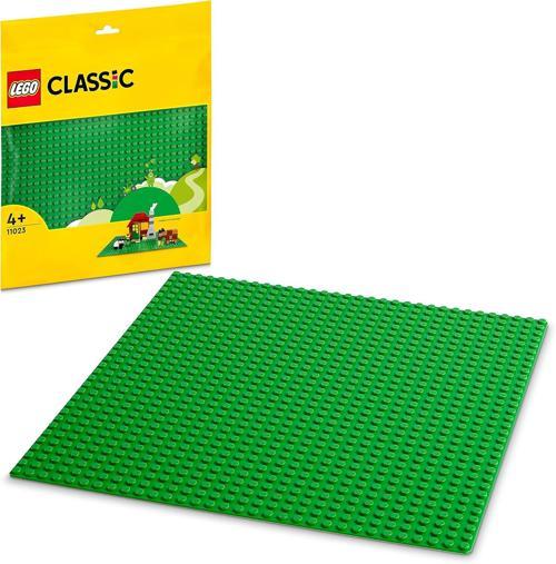 Classic Yeşil Zemin 11023-4 Yaş Ve Üzeri Severler Için Zemini(1 Parça)