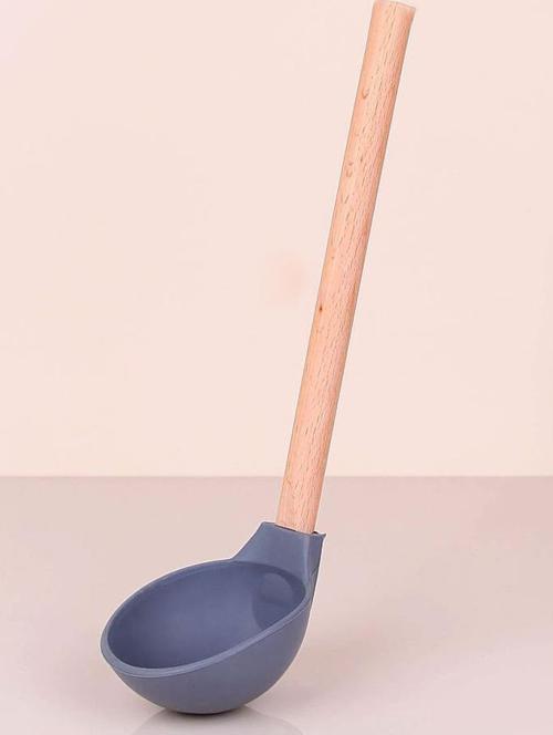 Ahşap Saplı Silikon Kepçe Gri