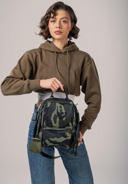 ÇÇS KADIN SIRT ÇANTASI CCS18027