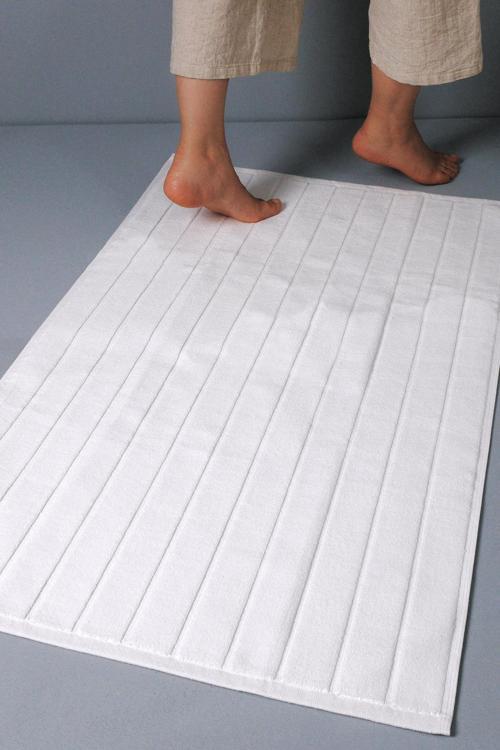 Tisha - Yeni Trend, 60x100 cm. 1 Ad.  Premium Ayak Havlusu / Banyo Paspas Seti