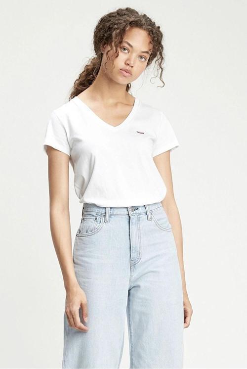 Beyaz V Yaka Kadın T-Shirt - A3170-0010