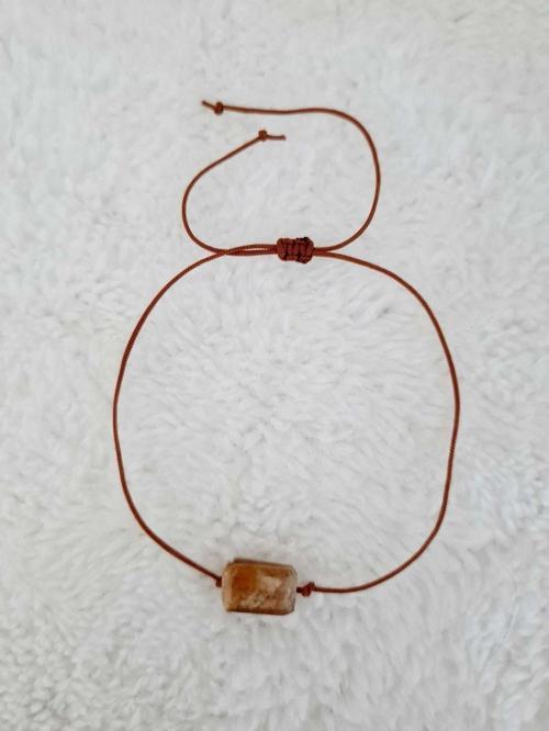 Sertifikalı Güneş Taşı Bileklik Ayarlamalı Ipli Orijinal Doğal Taş Asansörlü Kilit Sistemi