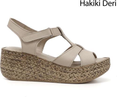 Kadın Bej Antik Cırt Bantlı Dolgu Tabanlı Hakiki Deri Sandalet