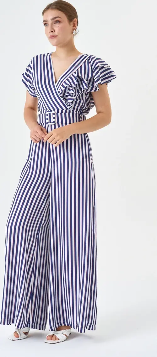 Fırfır Detaylı Bluz Ve Bol paça Pantolon Çizgili Kemerli Tulum