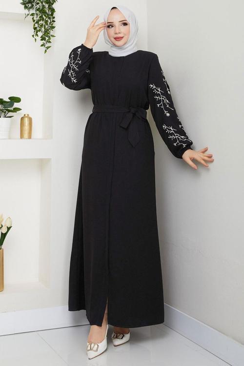 Kolları Çiçek Nakışlı Kuşaklı Ferace Siyah HM2727