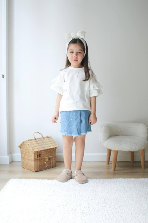 KIZ ÇOCUK TAŞLI TİŞÖRTLÜ KOT ŞORT ETEKLİ TAKIM