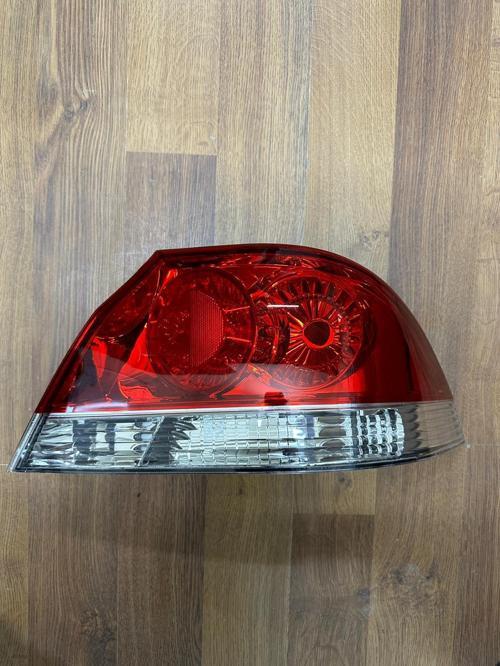 Mitsubishi Lancer Sağ Stop Lambası 2004-2008
