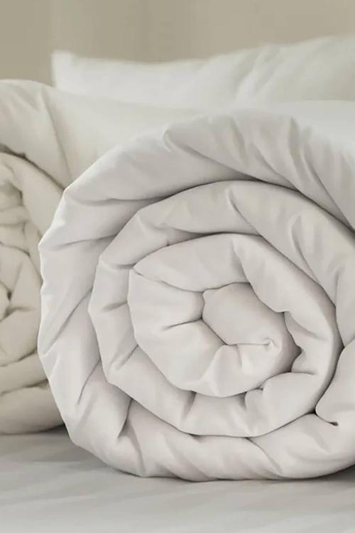 Microfiber Çift Kişilik Yorgan 2 Yastık Set