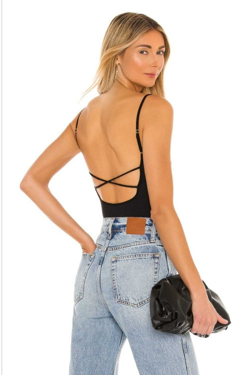 Kadın Siyah Çapraz Askılı Arka Dekolteli Ipek Jarse Bodysuit