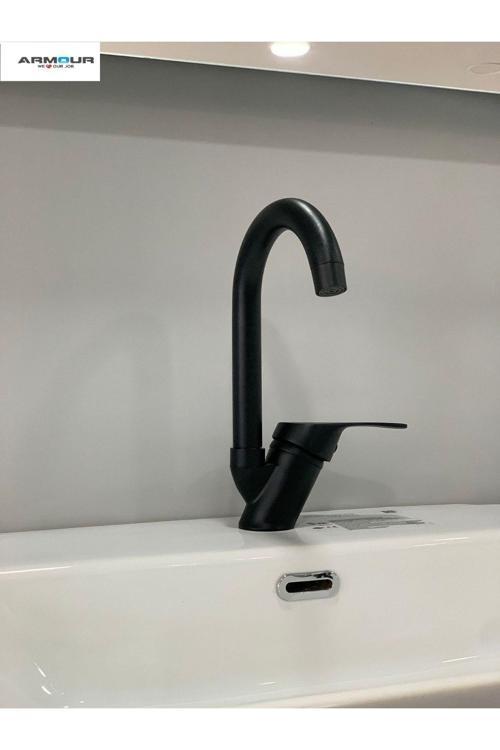 Siyah Lavabo Bataryası
