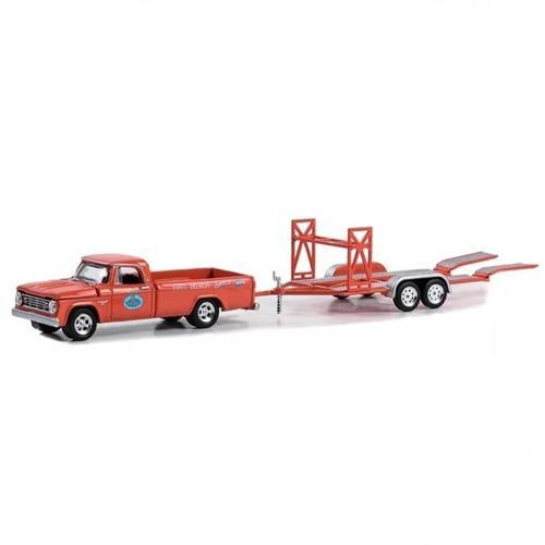 Nessiworld Greenlight 1/64 1967 Dodge D-100 with Tandem Car Trailer