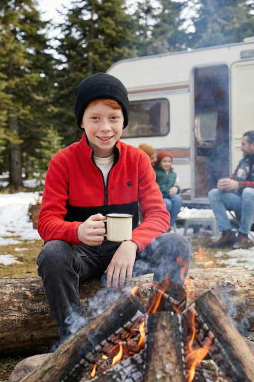 Yumuşak Dokulu Yarım Fermuarlı Renk Bloklu Dik Yaka Unisex Çocuk Polar 5905004 KIRMIZI-SİYAH