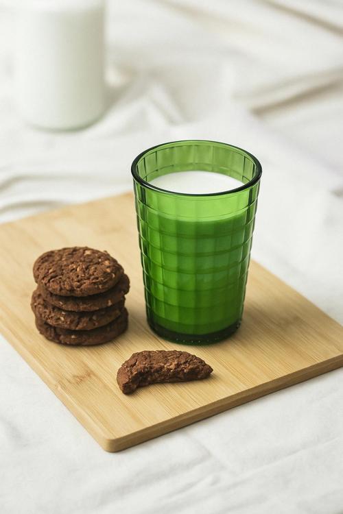 Allegra Koyu Yeşil Akrilik Bardak | 400 ml Su, Meşrubat, Sunum ve Kahve Yanı İçin | Cam Değildir | Kırılmaya Dayanıklı T