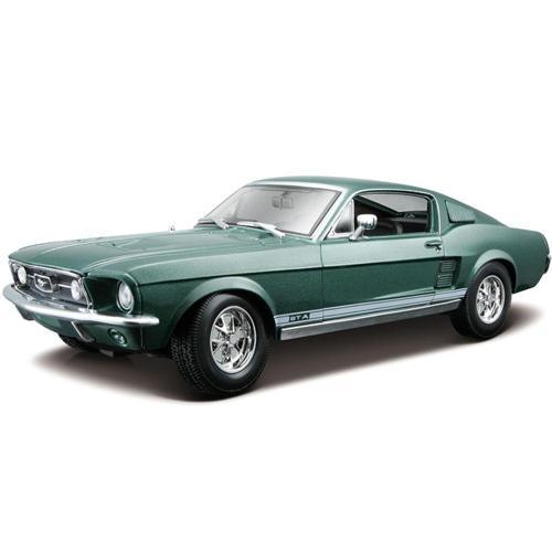 1/18 1967 Ford Mustang GTA Fastback Model Araba - Yeşil