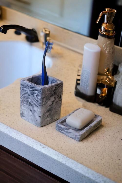 Mermer Desen Beton Banyo Seti Diş Fırçalık Sabunluk