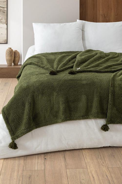 Yumuşak Haki Puffy Wellsoft Püsküllü Battaniye – Peluş Tv Battaniyesi