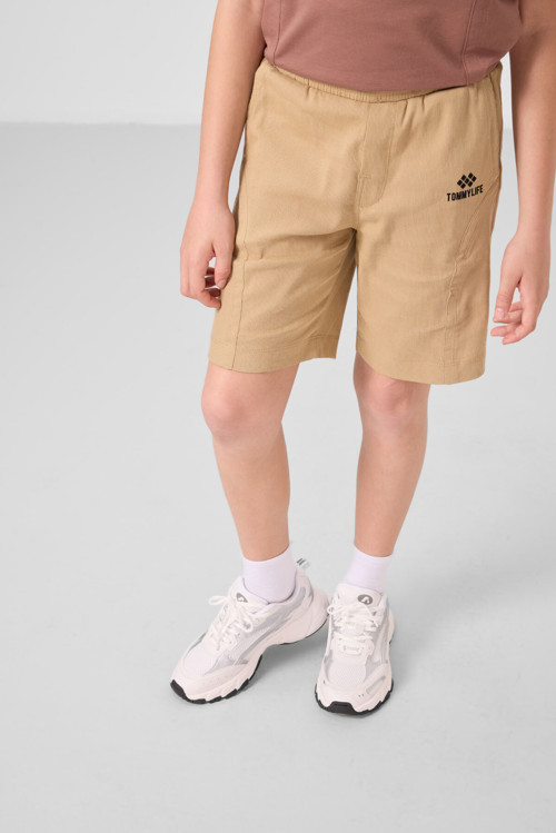 Tarçın-Koyu Bej Pamuklu Oversize Fit Dokuma Hafif Esnek Chino Erkek Çocuk Şort Takım - 11276