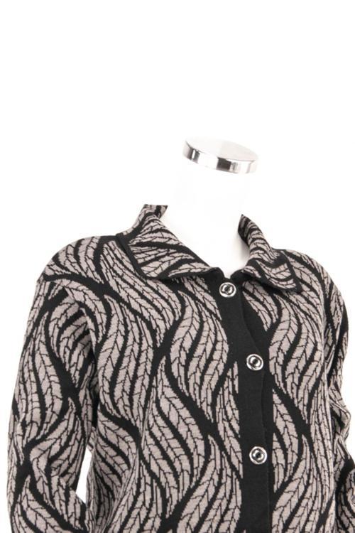 Kadın Siyah Kışlık Motifli Düğmeli Cepli Rahat Kesim Likralı Yünlü Dokuma Anne Hırka Siyah 2XL