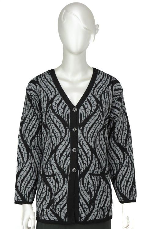 Kadın Kışlık Yünlü Örme Anne Hırka V Yaka Sümbül Motifli Çift Cepli Düğmeli Likralı Rahat Gri L