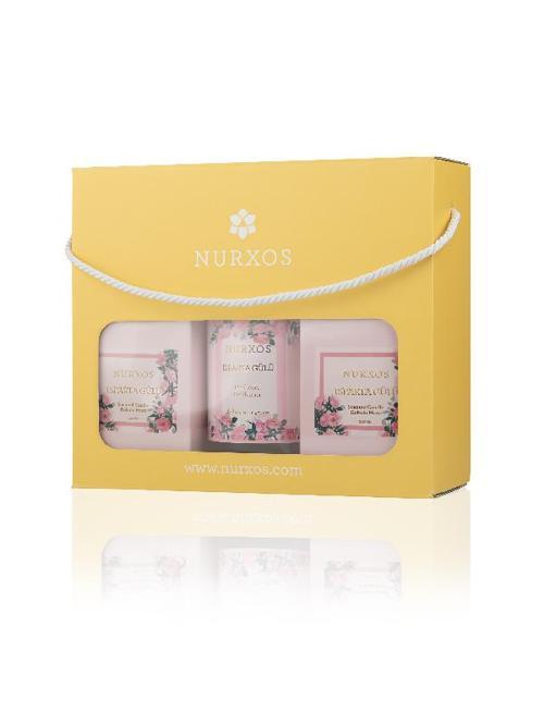 9689 Isparta Gülü Kutulu 2 Adet Kokulu Mum + Freshener Oda Spreyi