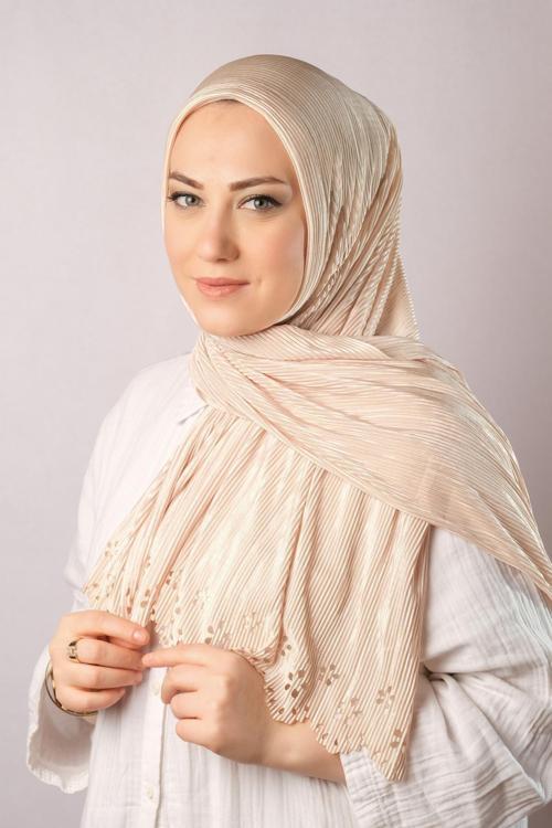 Bej Pratik Hazır Geçmeli Tesettür Eşarp Fukuro Piliseli Çiçek Desenli Lazer Kesim 1819_12