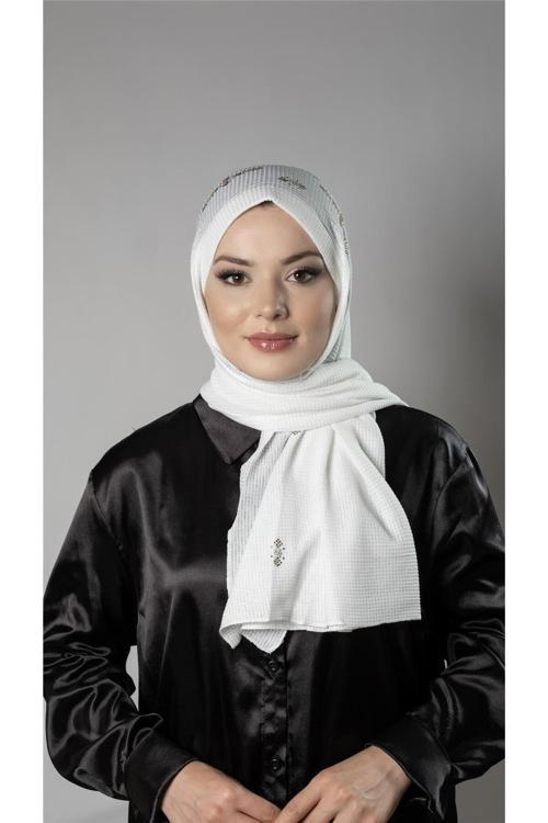 Beyaz Pratik Hazır Geçmeli Tesettür Şal Örme Kumaş Taşlı Çiçek Desenli  2118C_42