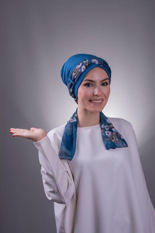 P. Mavisi Pratik Hazır Geçmeli Tesettür Bone Sandy Kumaş Desenli Şifon Kemerli 1205D_17