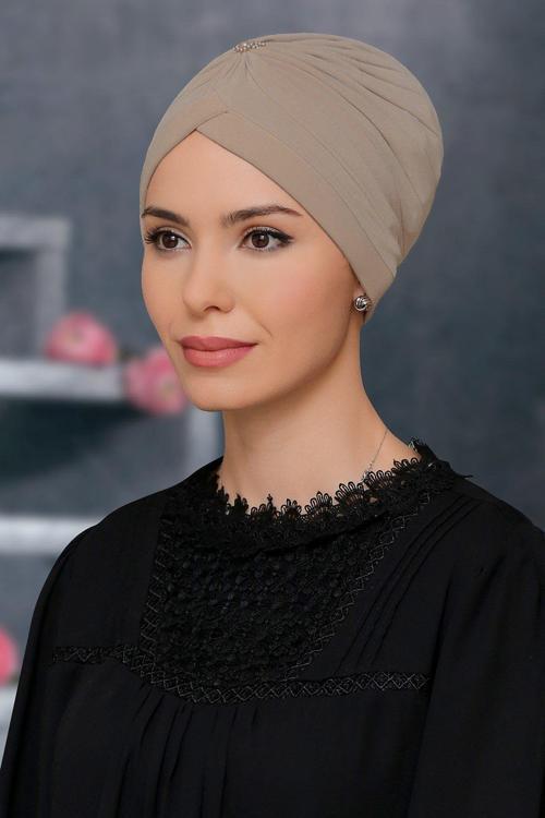 Bej Pratik Hazır Geçmeli Tesettür Bone Sandy Kumaş Taçlı Büzgülü 1208_12