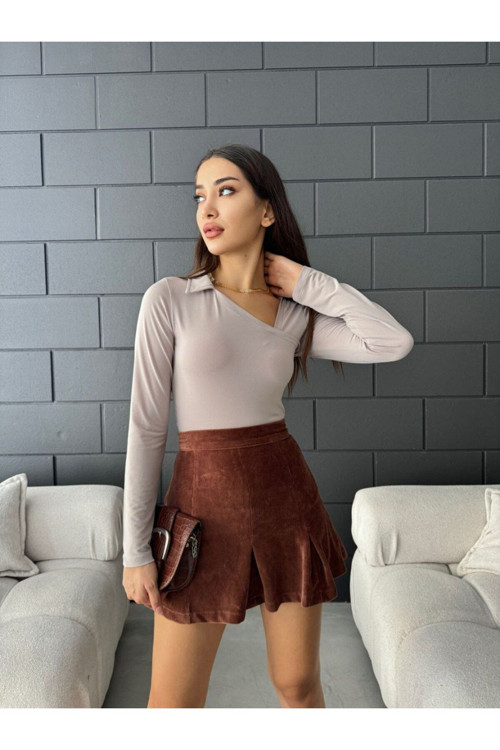 Kadın Asimetrik Polo Yaka Uzun Kollu Crop Bluz Bej L