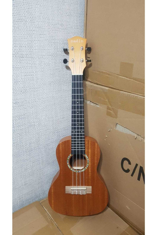Nadın Uk-23 Ukulele