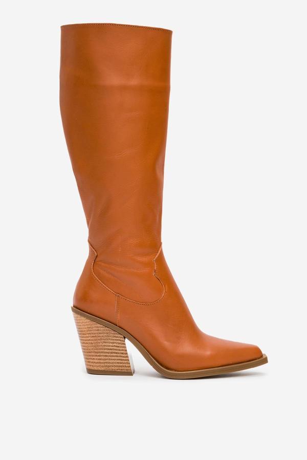 DERİCLUB Kadın Topuklu Sivri Burunlu Fermuarlı Çizme Gerçek Deri DC 1591 TABA - Image 1