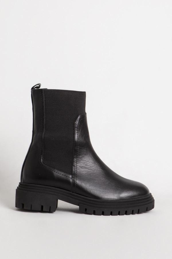DERİCLUB Kadın Kalın Taban Esnek Yan Bantlı Casual Bot Gerçek Deri 6695 SİYAH - Image 1