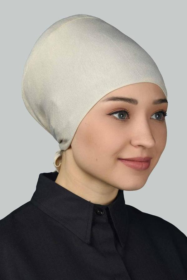 Dikişsiz Bağcıklı Kaymayan Tesettür Penye Bone - Image 1