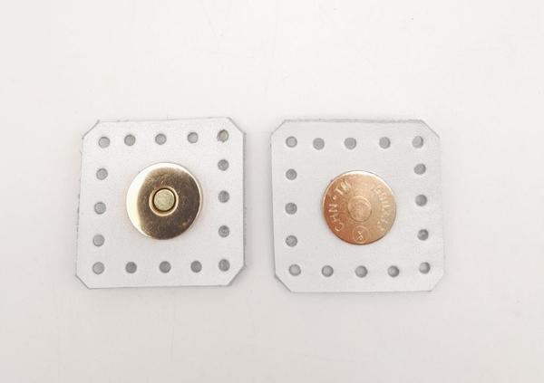Angel Çanta Aksesuar Beyaz Gerçek Derili Kare Mıknatıslı Çıtçıt Light Gold Metalli - Image 1