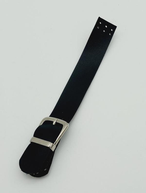 Angel Çanta Aksesuar Tek Kat 18 Cm Suni Deri Siyah Kapak Gümüş Metal - Image 1