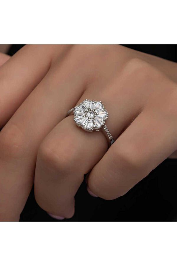 Armagano Gümüş Baget Taşlı Kadın Yüzük - Image 1