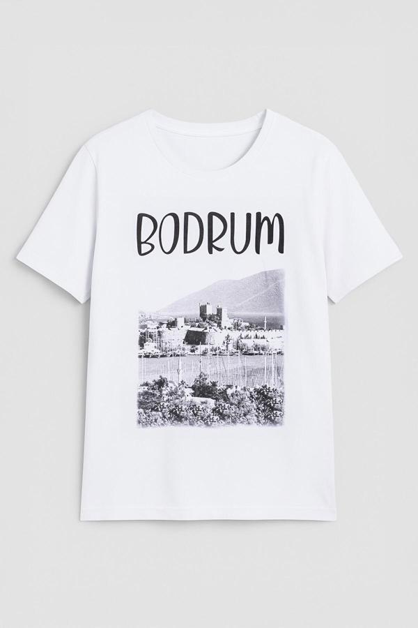 Kadın Bisiklet Yaka %100 Pamuk Bodrum Baskılı Kısa Kollu T-Shirt - Image 1