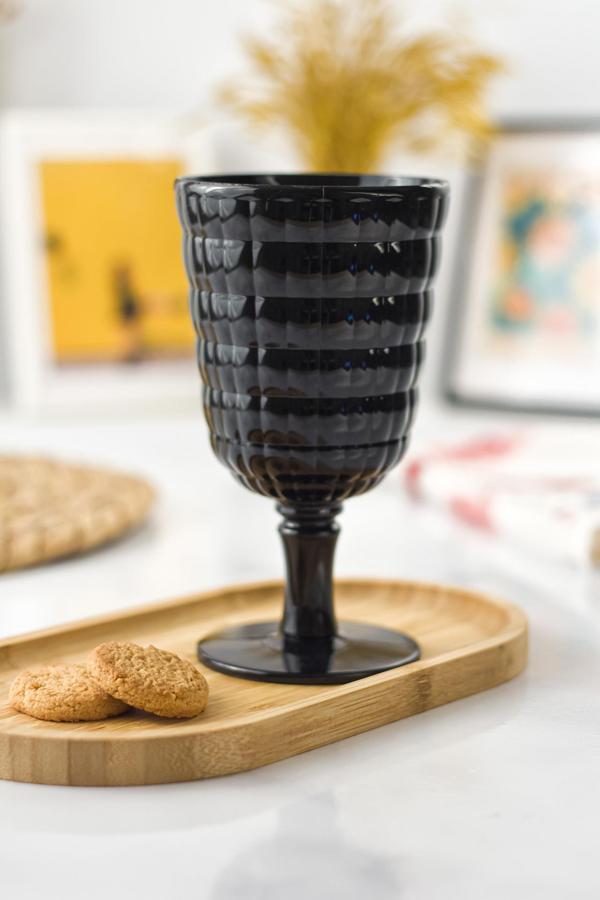 Allegra Siyah 6’lı Kadeh Bardak Seti 750 ml Akrilik Malzeme - Cam Değildir Kırılmaya Dayanıklı - Image 1
