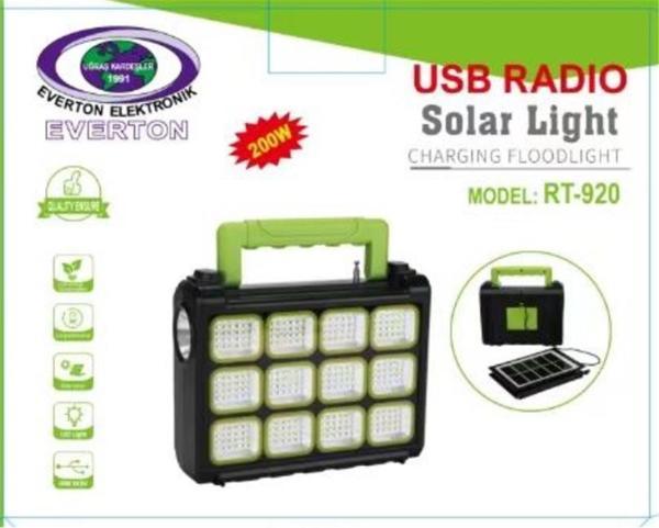 Everton Rt-920 Şarjlı 200W Solar Panelli Projektör Radyolu - Image 1
