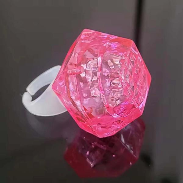 Kristal Tasarımlı Led Glow Işıklı 3 Modlu Pembe Yüzük 3.5 X 5 Cm - Image 1