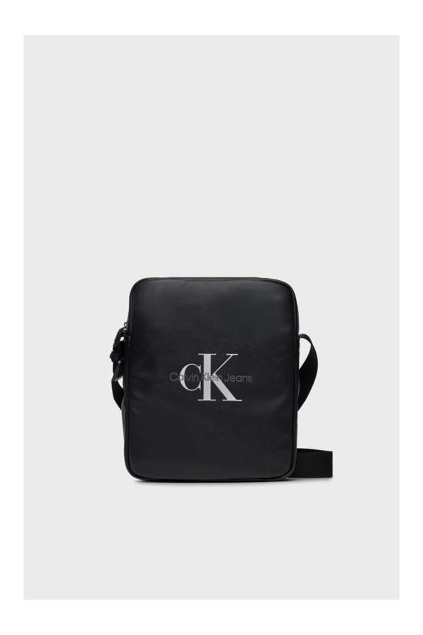 Calvin Klein Monogram Soft Çapraz Askılı Erkek Çanta K50K511503 - Image 1