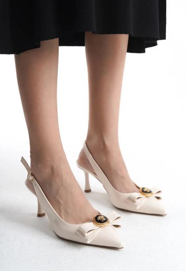 Feles Fiyonk Sarı Toka Detaylı Arkası Açık Stiletto Kadın Topuklu Ayakkabı - Image 1