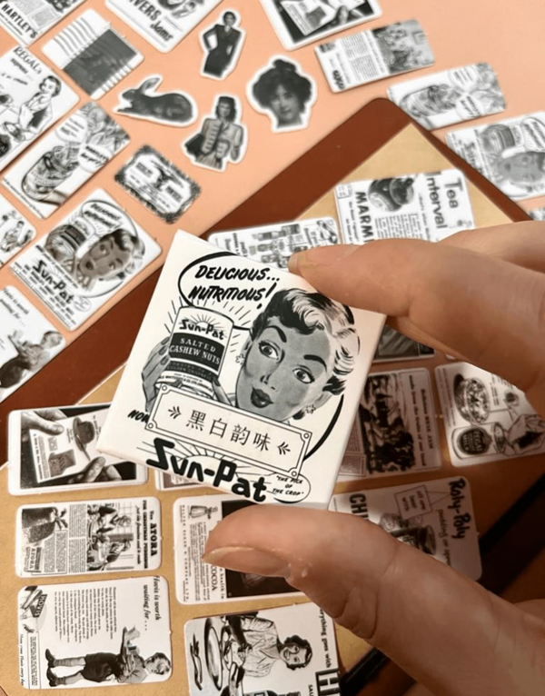 Time Notes Siyah Beyaz Nostaljik Reklamlar 50 Adet Mini Kutu Sticker / Bullet Journal / Çıkartma - Image 1