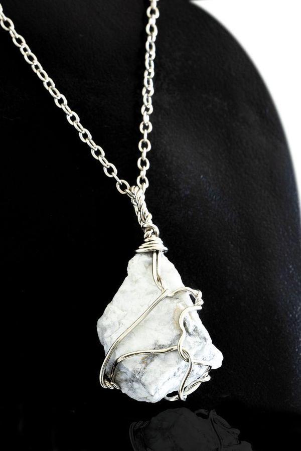 Sertifikalı Ham Işlenmemiş Tel Sargılılı Havlit Taşı Kolye - Image 1