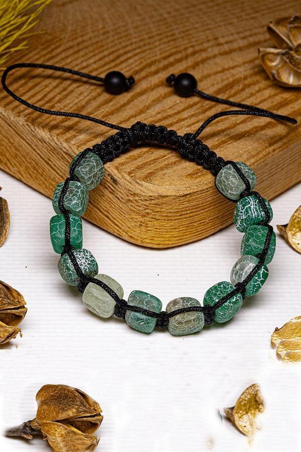 Sertifikalı Makrome Küp Kesim Damarlı Yeşil Akik Taşı Bileklik - Image 1